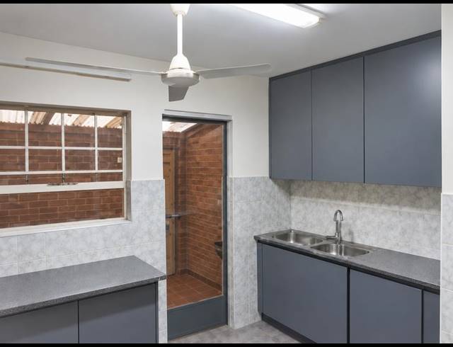 2 BEDROOM TOWNHOUSE FOR SALE IN VALHALLA